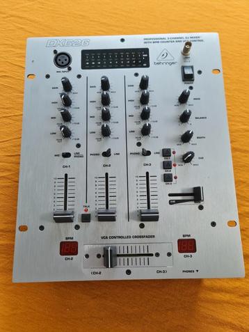 Behinger Pro mixer DX626 beschikbaar voor biedingen