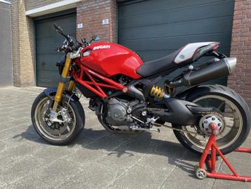 Ducati Monster 1100 S Rizoma beschikbaar voor biedingen