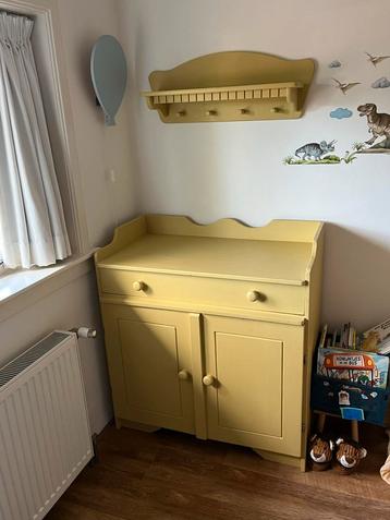 Leuke Commode voor Kinderkamer beschikbaar voor biedingen