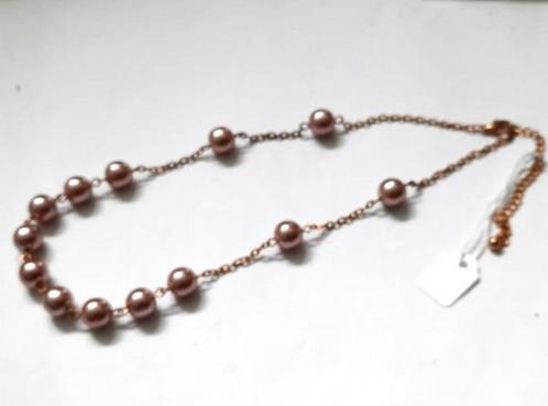 Mooie goudkleurige ketting met licht goudkleurige parels, Sieraden, Tassen en Uiterlijk, Kettingen, Zo goed als nieuw, Overige materialen
