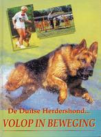 DE DUITSE HERDERSHOND ...VOLOP IN BEWEGING., Ophalen of Verzenden, Zo goed als nieuw, Honden
