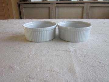 Apilco 2 witte porselein ovenschaaltjes Nr3 D11,5cm H,5cm beschikbaar voor biedingen