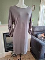 Yaya prachtige grijze zijde look jurk S 36 Gratis Verzenden, Kleding | Dames, Ophalen of Verzenden, Zo goed als nieuw, Knielengte