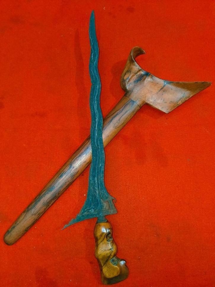 Antieke Keris Sabuk Sampar 9 Luk Tangguh Sriwijaya SUY56, Antiek en Kunst, Kunst | Niet-Westerse kunst, Verzenden