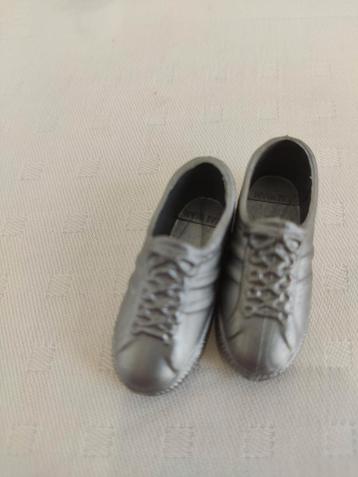 Vintage Ken Taiwan Tennis Schoenen beschikbaar voor biedingen
