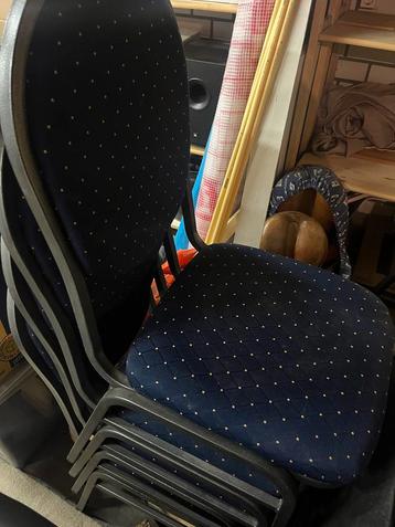 Stapelbare stoelen - Blauw beschikbaar voor biedingen