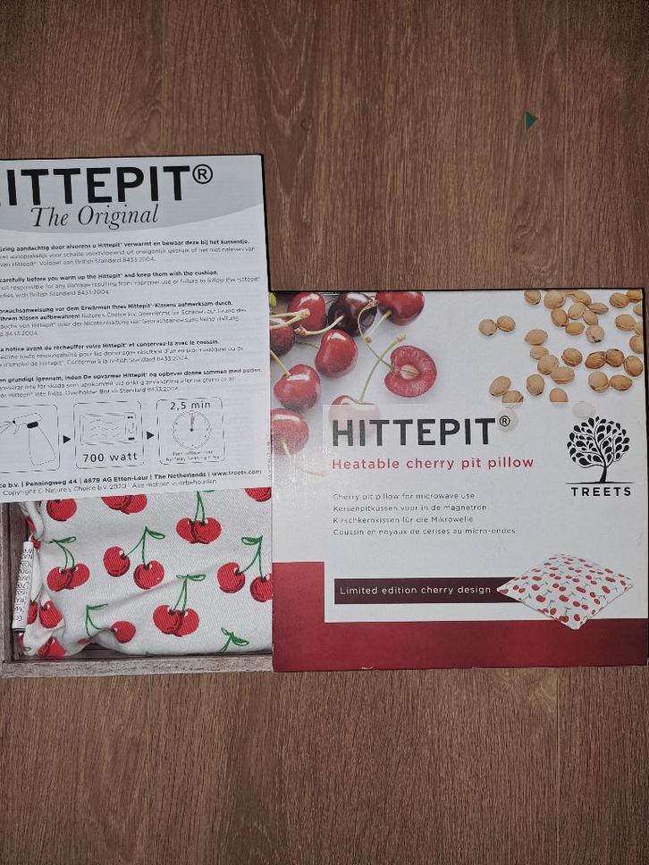 Treets Hittepit Heatable Cherry Pit Pillow, Sport en Fitness, Gezondheidsproducten en Wellness, Zo goed als nieuw, Overige typen