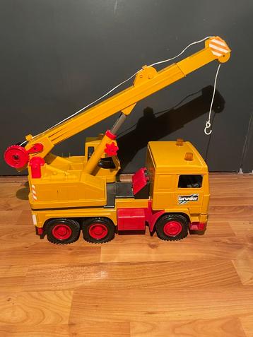 Bruder takelwagen beschikbaar voor biedingen