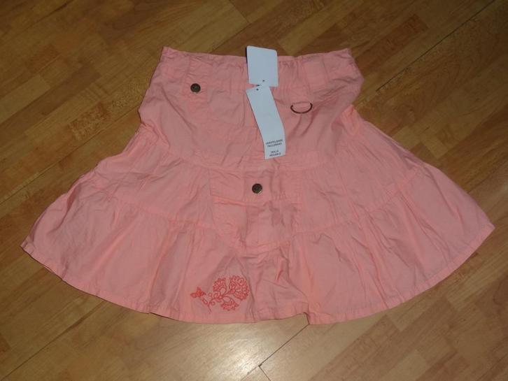 zalmkleurige rok mt 134 *nieuw*, Kinderen en Baby's, Kinderkleding | Maat 134, Nieuw, Meisje, Jurk of Rok, Ophalen of Verzenden