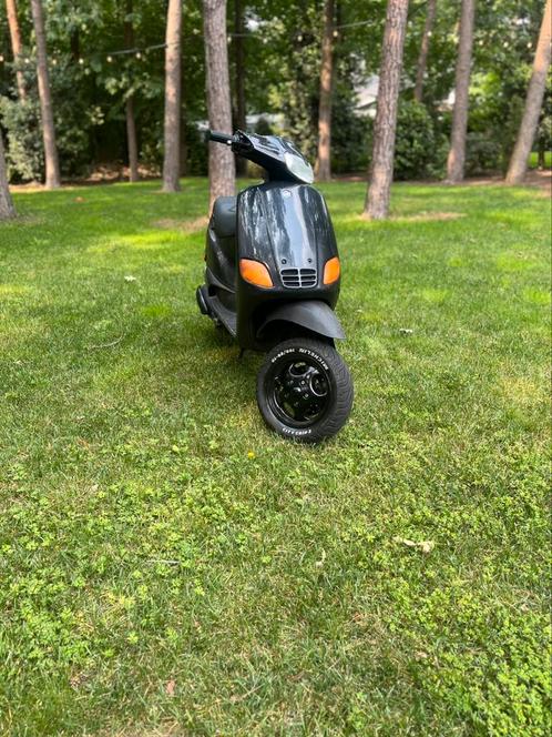 Piaggio zip type 3, Fietsen en Brommers, Scooters | Piaggio, Zo goed als nieuw, Zip, Maximaal 45 km/u, Tweetakt, Ophalen