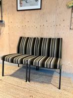 2 retro stoeltjes, groen/bruin/crème streep, strak model, Huis en Inrichting, Stoelen, Ophalen, Gebruikt, Twee, Bruin