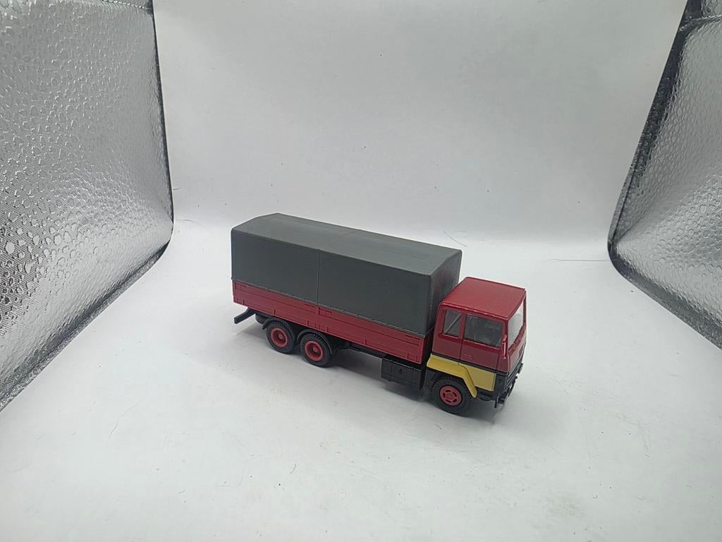 Berliet, Hobby en Vrije tijd, Modelauto's | 1:87, Ophalen of Verzenden, Zo goed als nieuw, Bus of Vrachtwagen, Herpa