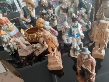 Beelden, allerlei soorten, antiek, vintage, porselein beschikbaar voor biedingen