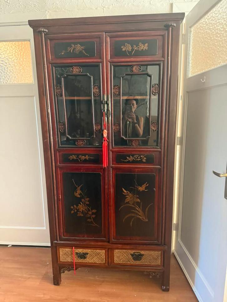 Stijlvolle Chinese Chinoiserie kast  met vogels en bloemen, Huis en Inrichting, Kasten | Vitrinekasten, Zo goed als nieuw, 150 tot 200 cm