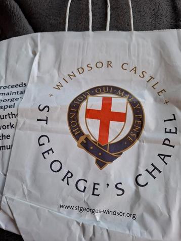 Gratis: papieren tasje Windsor Castle. beschikbaar voor biedingen