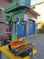 BOOR FREESMACHINE 380 V,  2200 Watt motor (3 PK ), Ophalen, Zo goed als nieuw, Metaaldraaibank