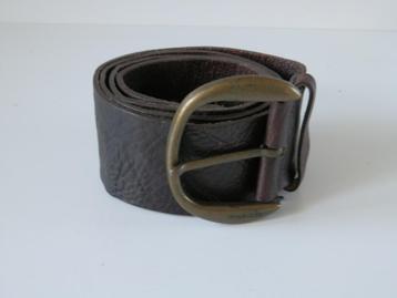 Tommy Hilfiger riem. Leer. beschikbaar voor biedingen
