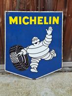 Stoer en groot dubbelzijdig emaille bord van Michelin😎, Verzamelen, Merken en Reclamevoorwerpen, Reclamebord, Gebruikt, Ophalen of Verzenden