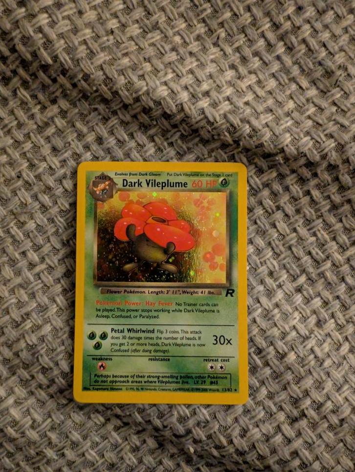 Zeldzame base set / Jungle/ Team Rocket Pokemon kaarten., Hobby en Vrije tijd, Verzamelkaartspellen | Pokémon, Zo goed als nieuw