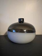 IKEA FORMLIG vaas zwart/wit – modern design glas, Ophalen of Verzenden, Zo goed als nieuw, Glas, Minder dan 50 cm