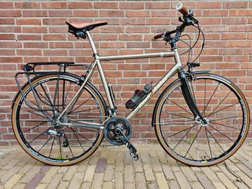 Van Nicholas Yukon custom beschikbaar voor biedingen