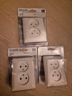 3x Jung AS500 wit stopcontact ongeaard tweevoudig, Doe-het-zelf en Verbouw, Elektra en Kabels, Ophalen, Nieuw, Stopcontact