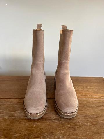 Tango Suède Laarsjes Beige Mt 39 beschikbaar voor biedingen
