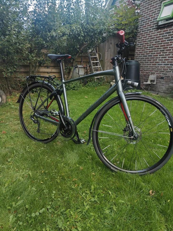 Nette Specialized Sirrus herenfiets 50 cm, gemodificeerd., Fietsen en Brommers, Fietsen | Heren | Herenfietsen, Gebruikt, Overige merken