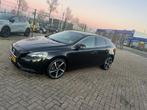 Volvo V40 2.0 D2 Summum Business, Auto's, Voorwielaandrijving, Gebruikt, Euro 6, 4 cilinders