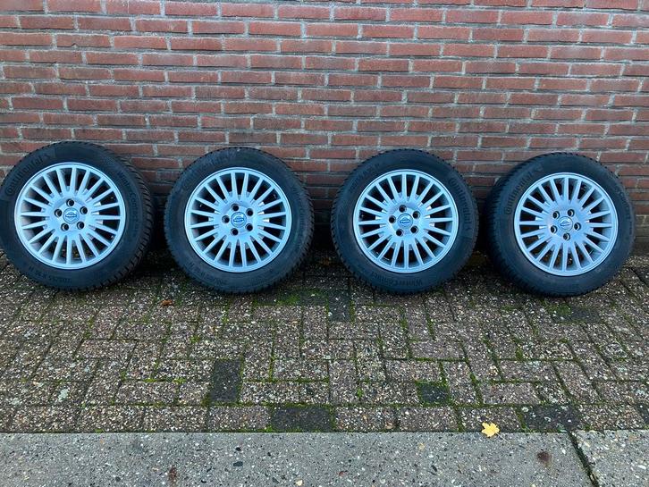 Set winterwielen Volvo Crius 16 inch., Auto-onderdelen, Banden en Velgen, Banden en Velgen, Winterbanden, 16 inch, 205 mm, Personenwagen
