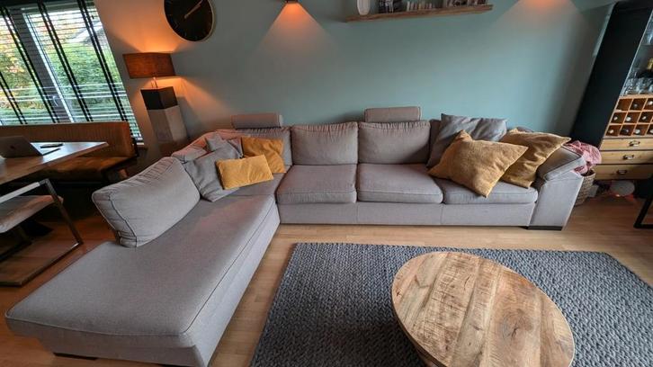Hoekbank met loungehoek
Van Henders & Hazel, Huis en Inrichting, Banken | Sofa's en Chaises Longues, Gebruikt, Vierpersoons of meer