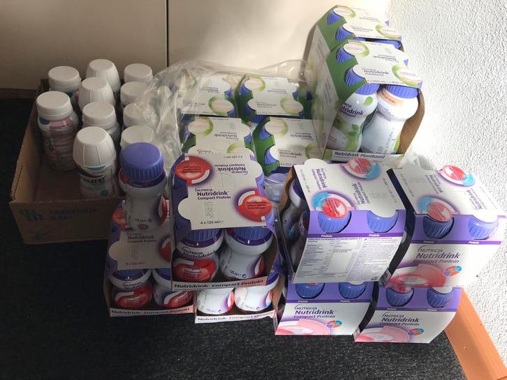 Drinkvoeding o.a. Nutridrink Compact + High Proteïne, Diversen, Levensmiddelen, Ophalen