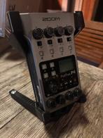 Zoom PodTrak P4 podcast (met standaard en SD), Muziek en Instrumenten, Mengpanelen, Ophalen of Verzenden, Zo goed als nieuw, Minder dan 5 kanalen