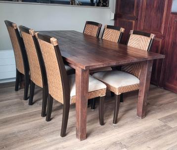 6 eetkamerstoelen  beschikbaar voor biedingen