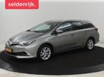 Toyota Auris 1.8 Hybrid Executive | Stoelverwarming | Half l, Auto's, Toyota, Gebruikt, Euro 6, Origineel Nederlands, Hybride Elektrisch/Benzine