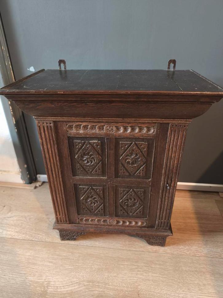 antiek houten miniatuur kabinet klein kastje, Antiek en Kunst, Antiek | Meubels | Kasten, Ophalen of Verzenden