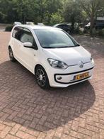 Volkswagen HIGH UP BLUEMOTION 75 PK, Auto's, Voorwielaandrijving, Stof, 4 stoelen, Wit