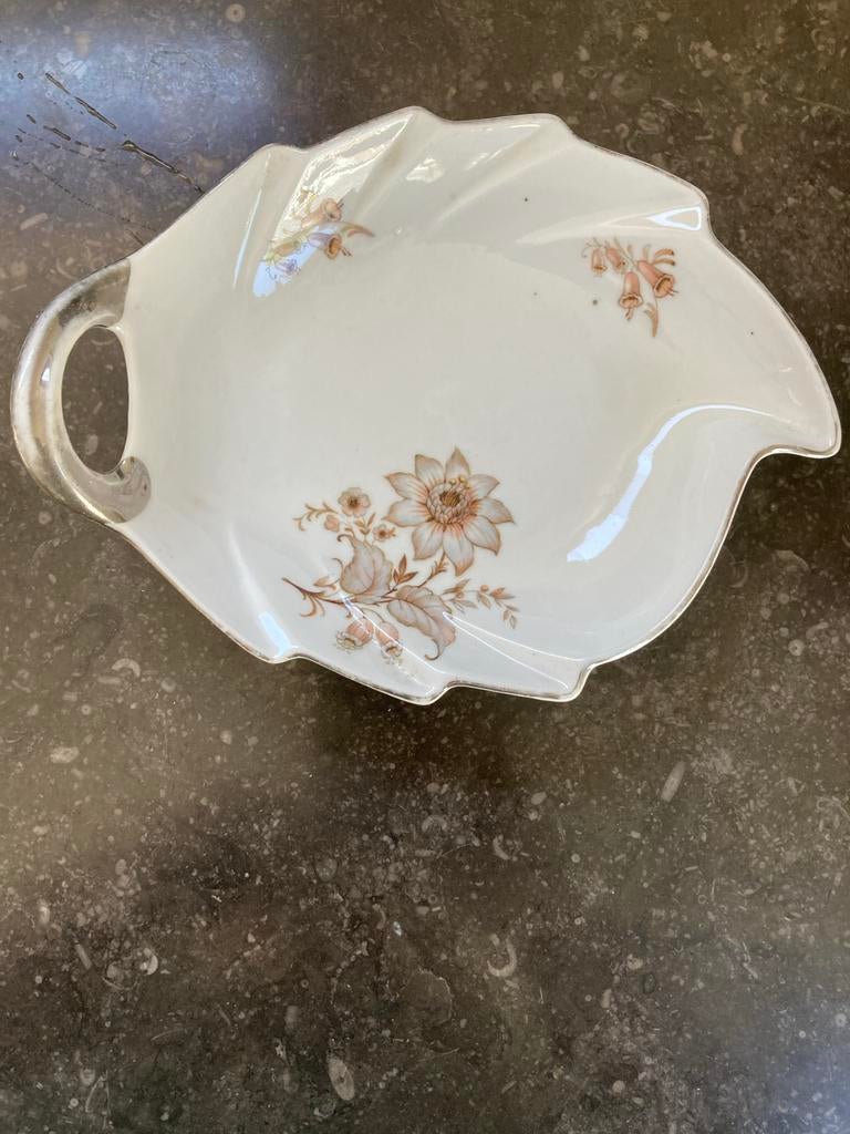 Vintage Victoria Czechoslovakia Bonbonschaal, Antiek en Kunst, Ophalen of Verzenden