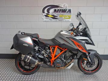 KTM 1290 SUPER DUKE GT (bj 2017) beschikbaar voor biedingen