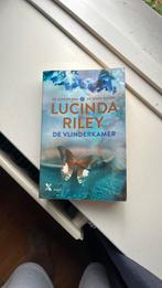 Lucinda Riley - De vlinderkamer, Ophalen, Lucinda Riley, Zo goed als nieuw, Nederland