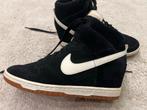 Nike Wmns Dunk Sky High Wedge maat 40,5 suède zwart/wit, Zwart, Nike, Ophalen of Verzenden, Sneakers of Gympen