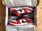 Nike SB Dunk Low Pro J-Pack Chicago EU43, Ophalen, Overige kleuren, Nike SB Dunk Low, Sneakers of Gympen