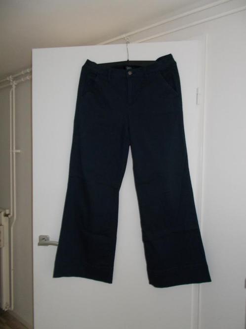 Donkerblauwe Damesbroek /Pantalon, Kleding | Dames, Broeken en Pantalons, Zo goed als nieuw, Maat 42/44 (L), Blauw, Lang, Ophalen of Verzenden