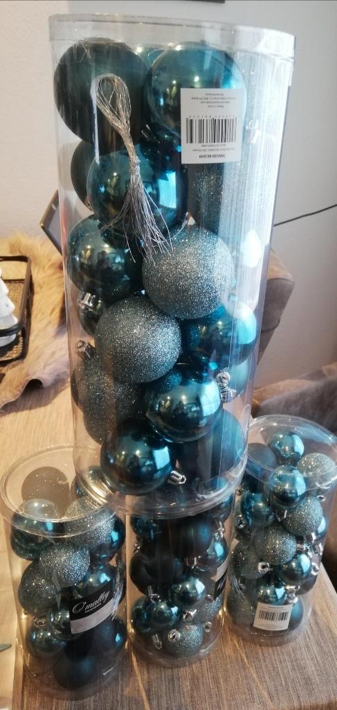 kerstballen, Diversen, Kerst, Nieuw, Ophalen