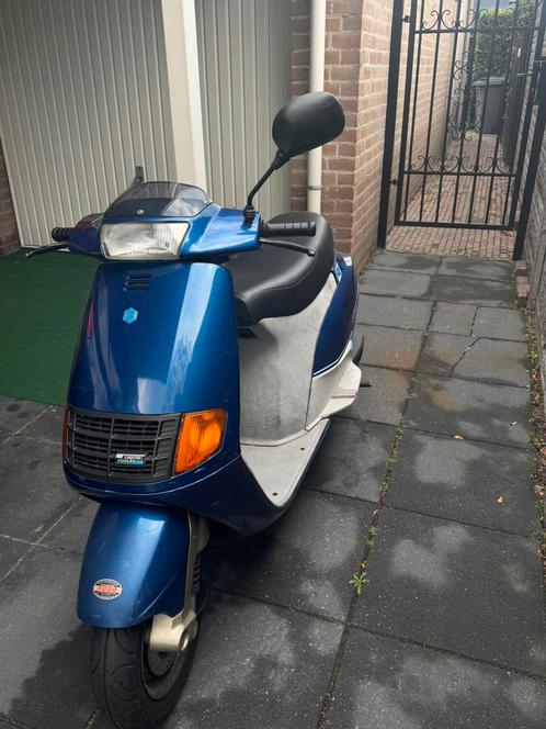 Piaggio Quartz 50cc, Fietsen en Brommers, Scooters | Piaggio, Nieuw, Overige modellen, Maximaal 45 km/u, Tweetakt, Ophalen