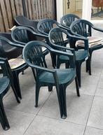 8 groene  tuinstoelen met kussentjes en 2 tafelkleden, Tuin en Terras, Ophalen, Zo goed als nieuw, Kunststof