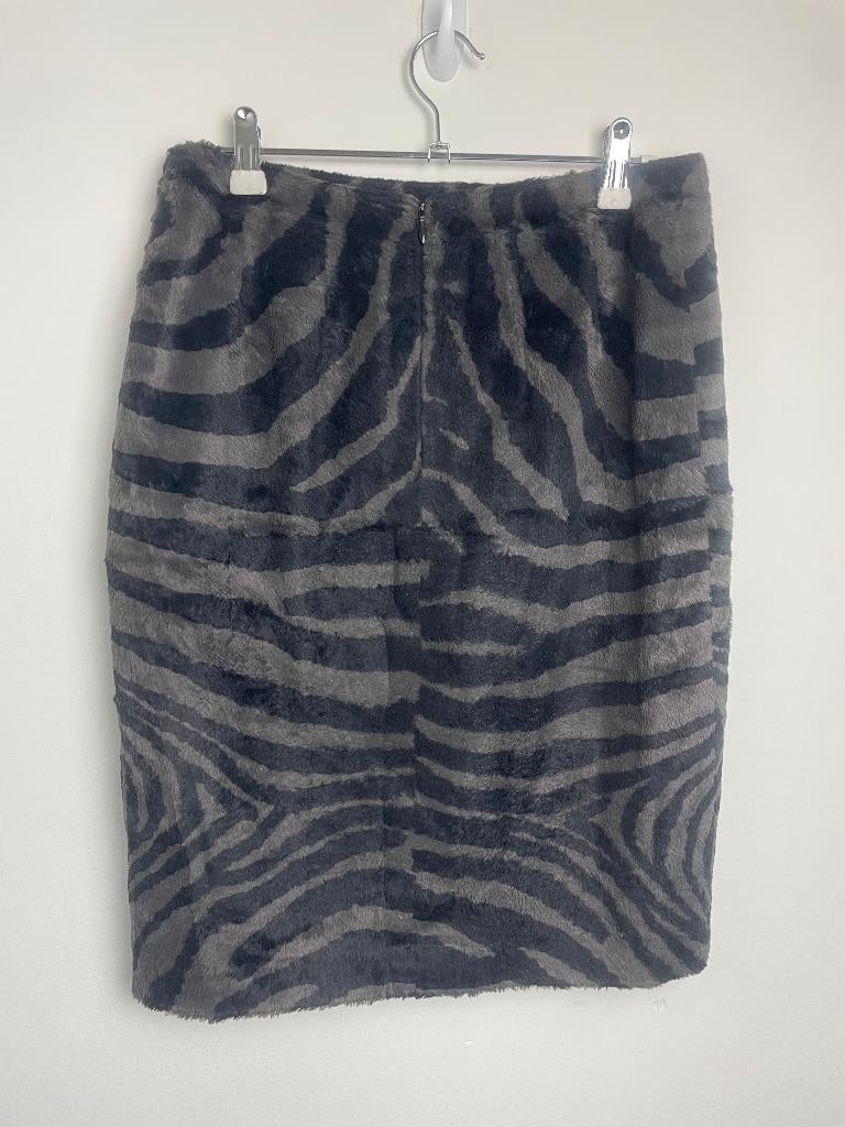 Pauw Studio faux fur zebraprint rok zwart grijs maat 1/S, Kleding | Dames, Rokken, Zo goed als nieuw, Maat 36 (S), Zwart, Boven de knie