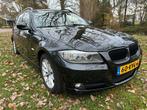 BMW 3-Serie 2.0 318 I Touring AUT 2010 Zwart Station, Automaat, 1435 kg, Zwart, Stationwagon