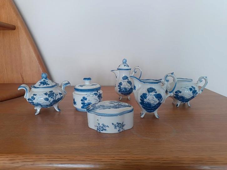 Ouderwets Blauw Wit Thee Servies - Compleet, Antiek en Kunst, Antiek | Servies compleet, Ophalen of Verzenden