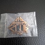 Metallica button pin badge Gold Member The Metallica Club, Ophalen of Verzenden, Nieuw, Overige onderwerpen, Speldje of Pin